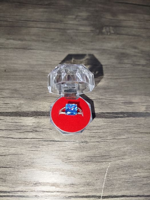 KUMUSH UZUK ( 925 proba) СЕРЕБРЯНОЕ КОЛЬЦО (проба 925)