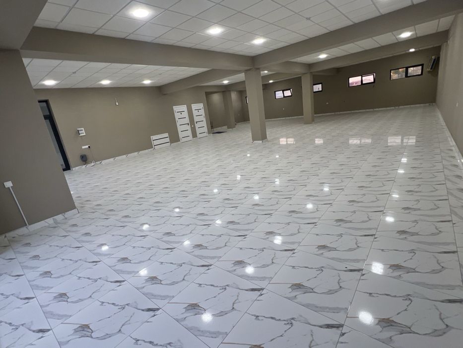 Сдаётся в Аренду нежилое помещение.