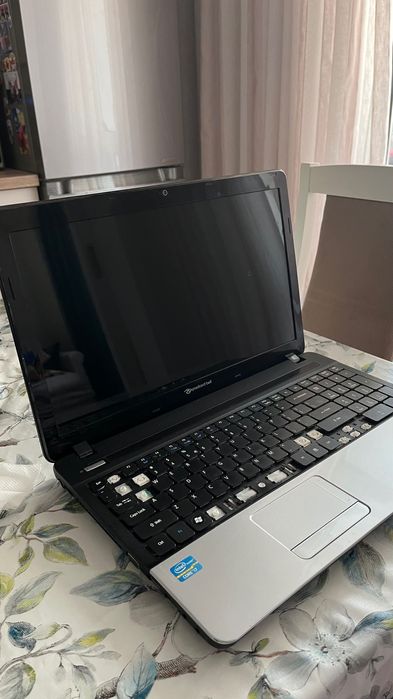 Продам ноутбук Packard Bell