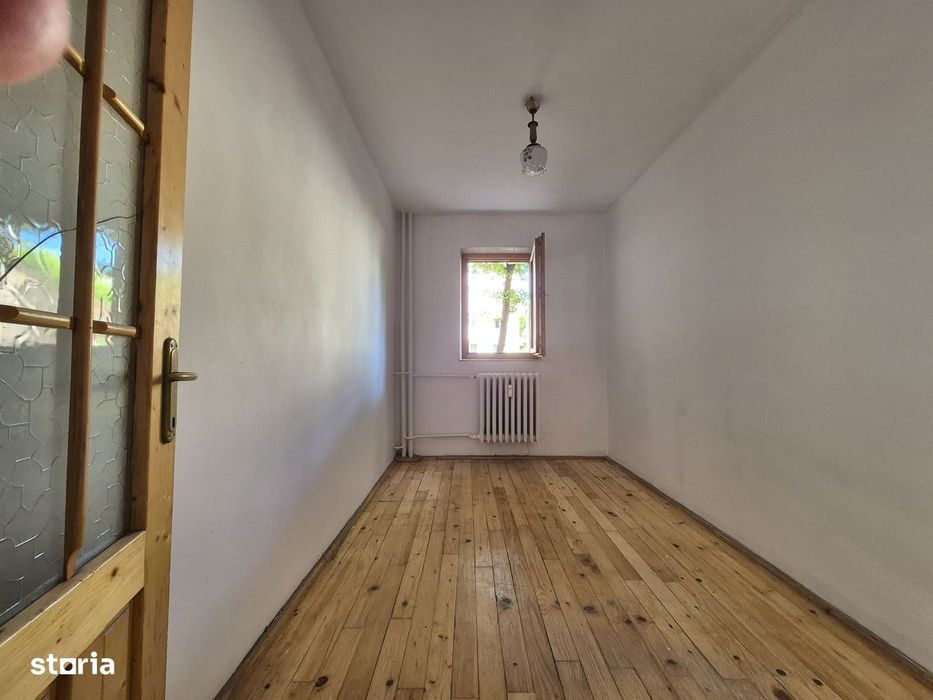 3 Camere Decomandat - Zona Pacurari Esplanada Mimoza - orientare dubla