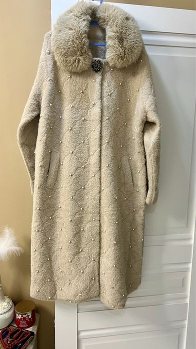 Верхняя одежда . Дубленка демисезон.