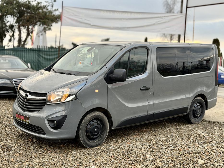 • Inchirieri Auto 8+1 / Duba de inchiriat /  • Dube si autoturisme !