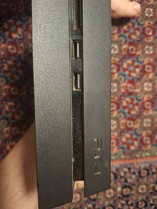 PlayStation 4 Fat, model CUH-1004A, 500GB
