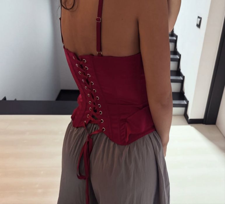 Corset rosu superb