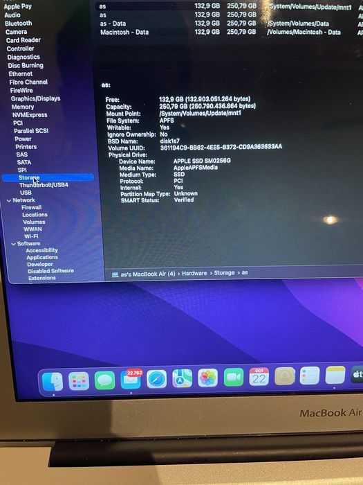 Laptop MacBook Air 13" Early 2015 – i7, 8GB RAM, 256GB SSD