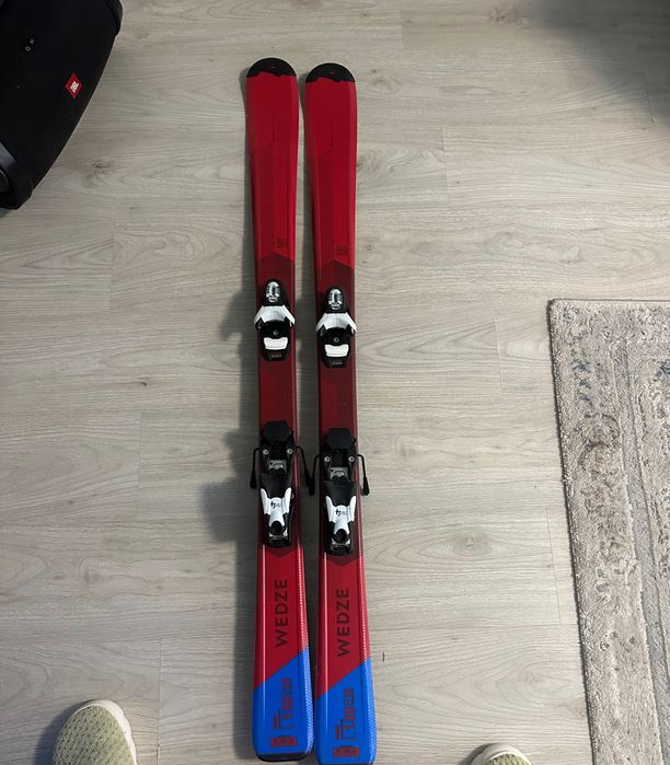 Schiuri copii- Schiuri unisex 130 cm predare in Iasi