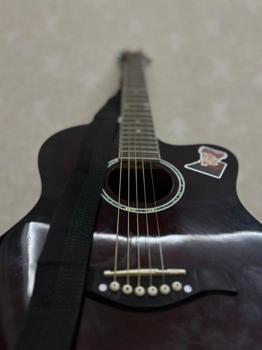 Акустический гитара