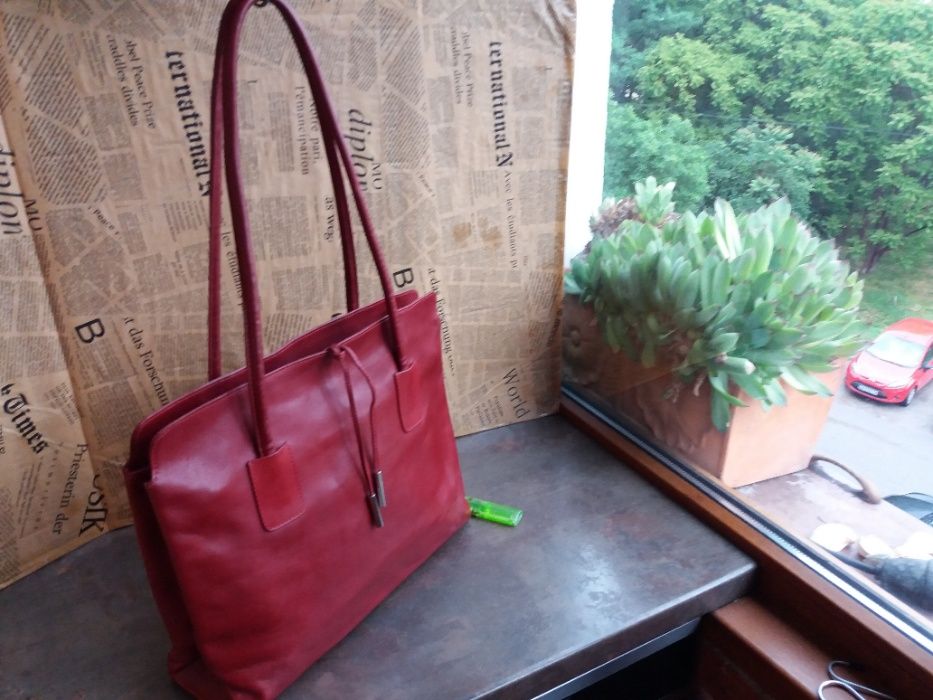 дамска червена чанта,кожена-естествена кожа