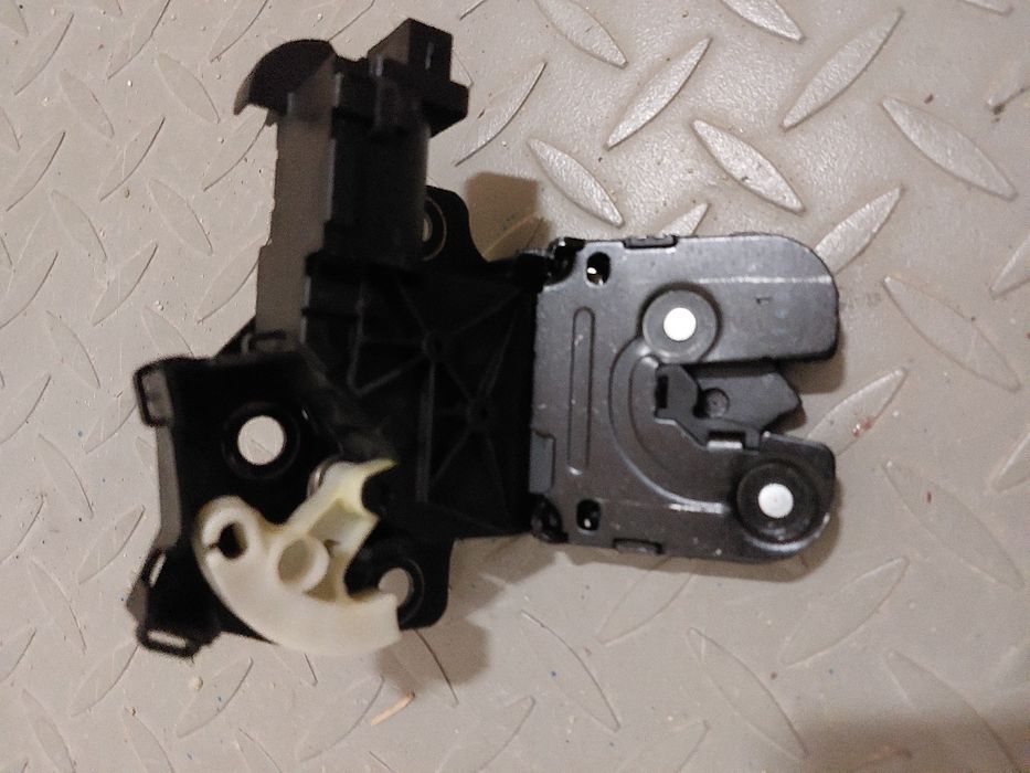 Части Ауди Audi A3 8P