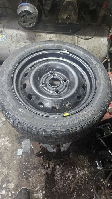 Продам диск с шинами