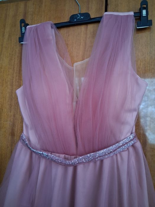 Коктейлна  рокля