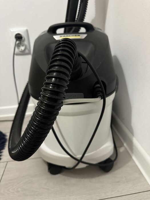 Kärcher SE 5 – Aspirator cu spălare, stare excelentă