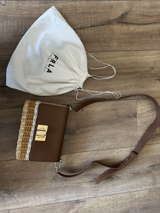 Furla Кафява лятна чанта