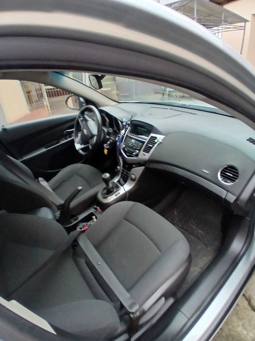 Vând chevrolet 16 benzină +gaz