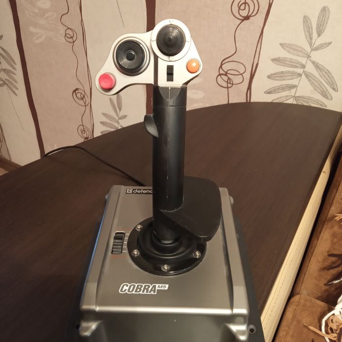 Игровой джойстик