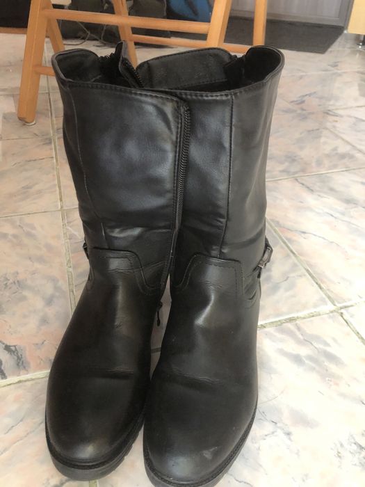 Vand cizme imblanite, stare foarte buna