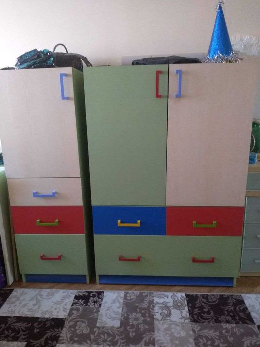 Продаются шкафы б/у для детской комнаты в хорошем состоянии.