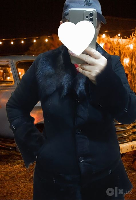 Продаётся дубленка из натурального меха, черного цвета!
