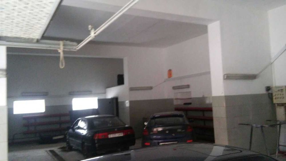 Сдам в аренду тёплый бокс  , 150м2, 100м2