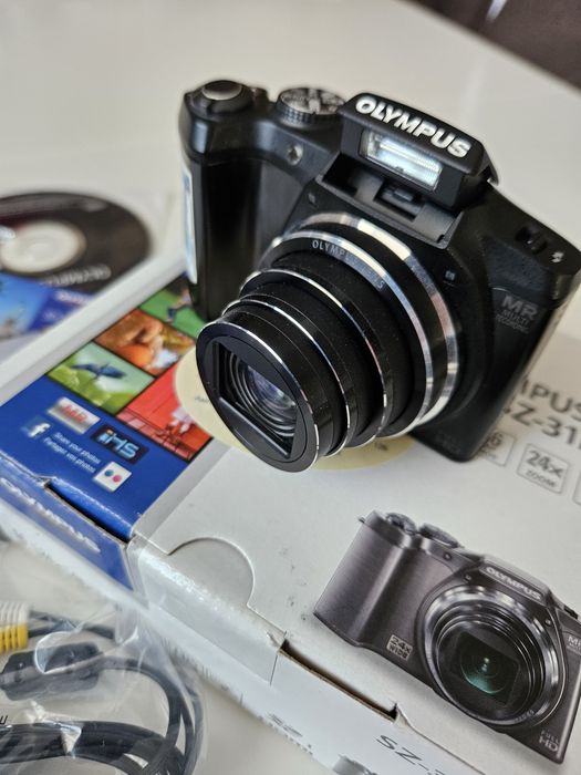 Фотоапарат Olympus SZ-31MR
