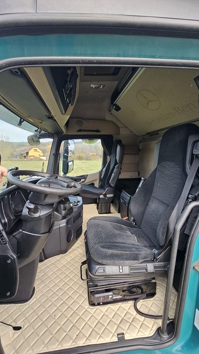 De vănzare Mercedes-Benz Actros