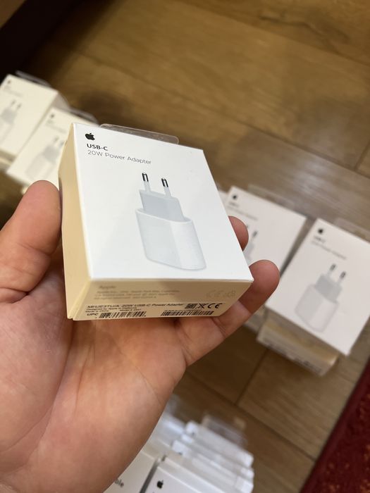 Incarcator iphone original 20W iphone 16, 17, 17 pro, 17 ProMax