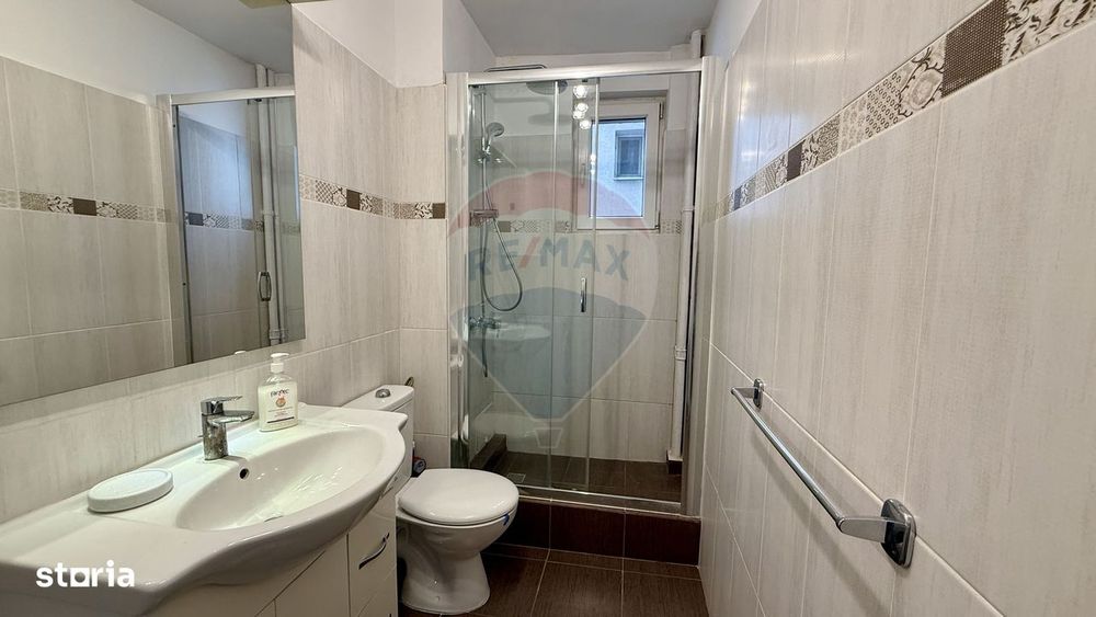 Apartament 2 camere de închiriat | Gara de Nord | 1 minut de metrou