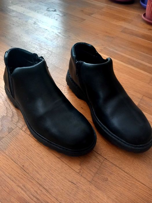 Ниски боти за момче