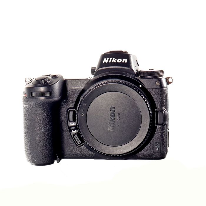 Nikon Z6 , Viltrox 20 si grip
