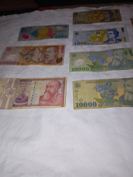Vând colecție de bani românești