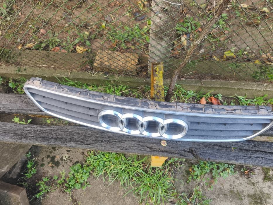 Решетка за audi a3 8l