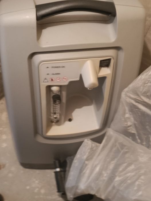 Продавам  комплект