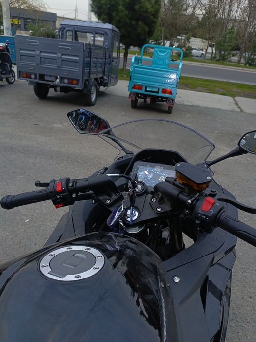 Yamaha r3 400cc в черном окрасе