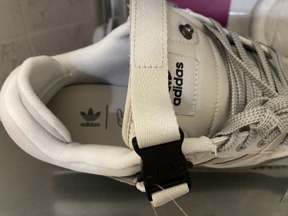 Продаю новые кроссовки