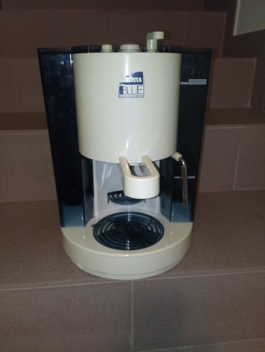 Кафемашина за капсули Lavazza Blue