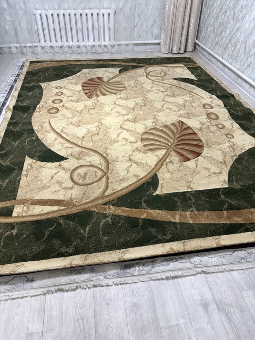 Продам натуральный ковёр