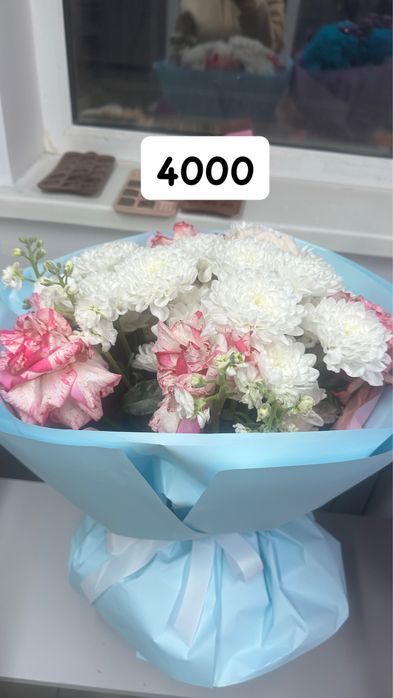 Букеты из роз, хризантемы