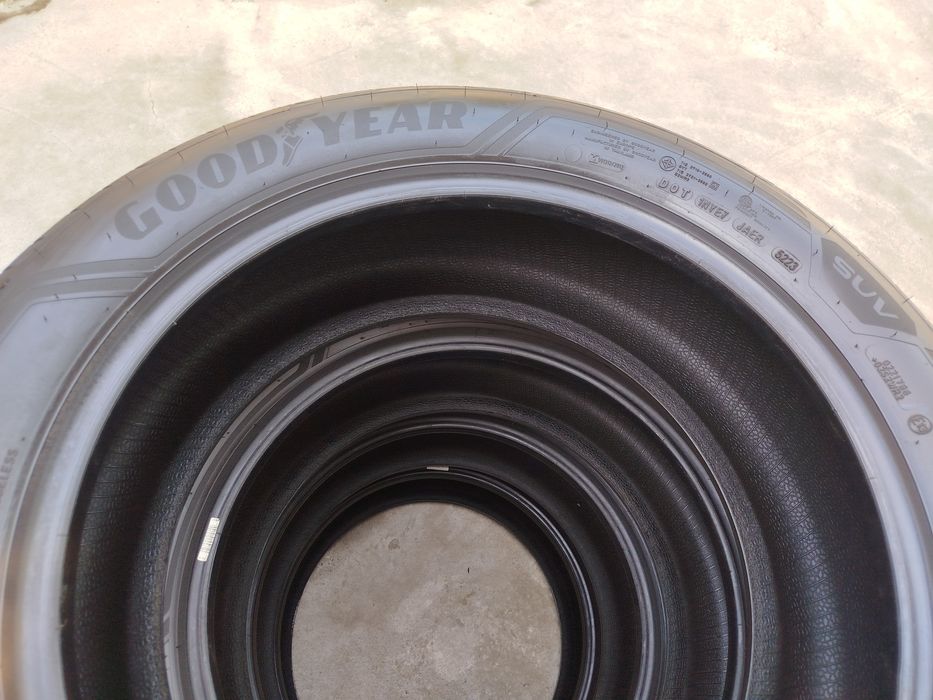 235 55 R19 Shina Good Year