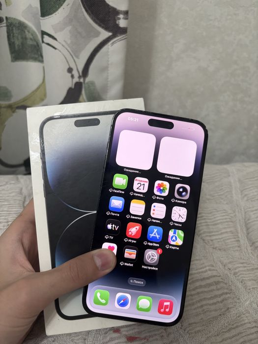 Продам айфон 14 про макс