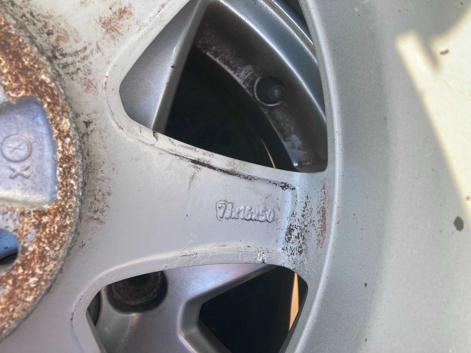 Jante aliaj Volvo 7Jx16X50
