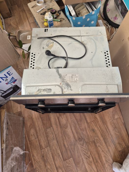 Hotpoint продам духовку