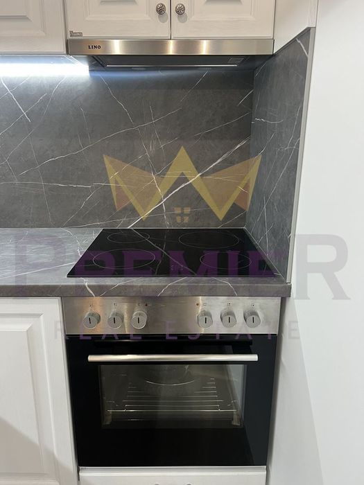 Дава се под наем Тристаен апартамент в Варна, Център - 90 кв.м за 1100 € - Снимка #5