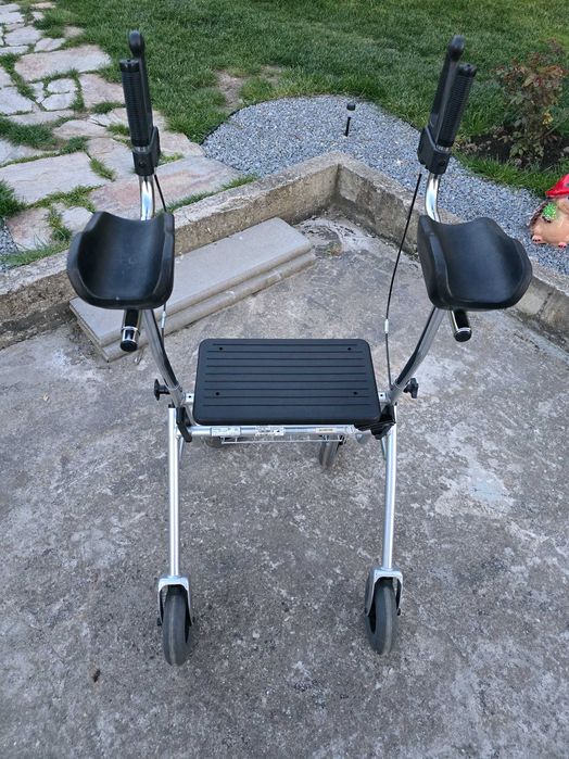 Проходилка (ролатор) 60 €