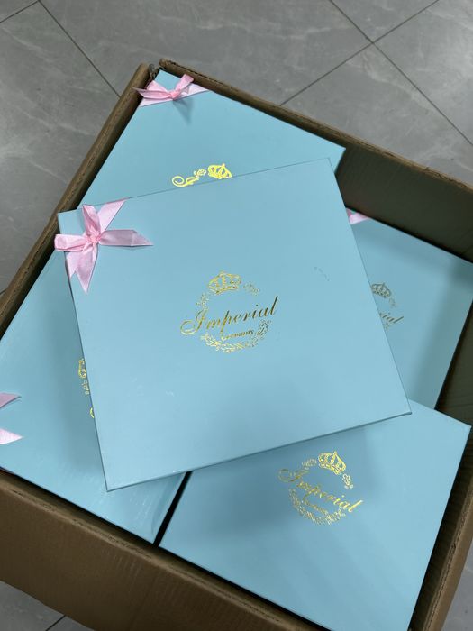 Продам пустые коробки , для оформления подарков