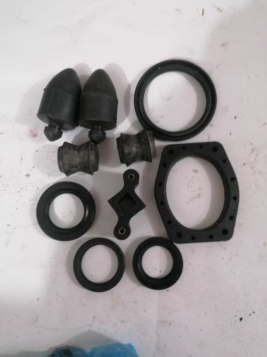 Части за Фиат 125 р. Нови и употребявани. Цени по договаряне.