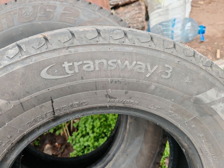 2бр. Чисто нови бусови гуми Lassa Transway 3 215 70 15C