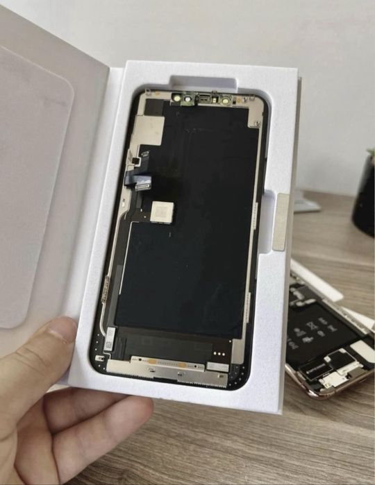 ОРИГИНАЛЕН дисплей за iPhone 15 SE X Xs 11 12 13 14 PRO MAX mini Plus