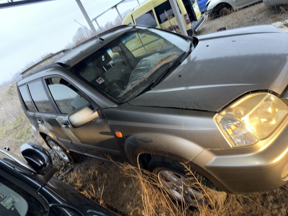 За части Nissan X-Trail  бензин