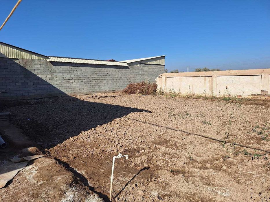 Пичокчи кишлогида 600 м.кв  Наъмунали уй сотилади