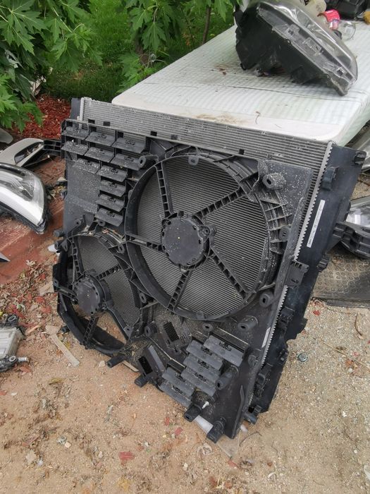 Bara grila aripa stânga dreapta radiatoare Renault master 5 2024/2025/2026
